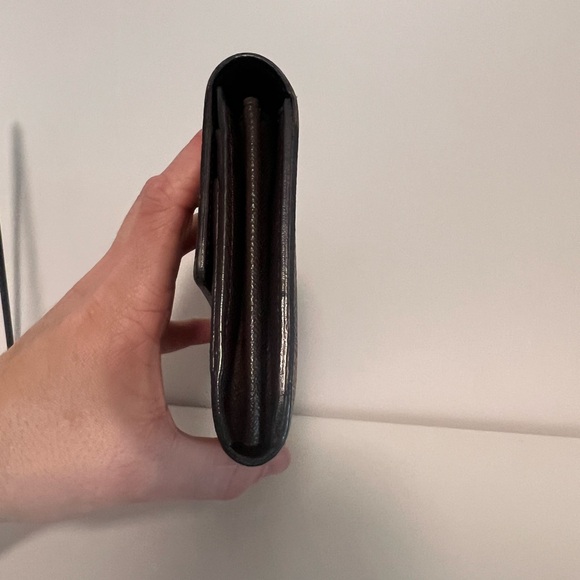 Louis Vuitton Damier Ebene Wallet with zipper pocket and card slots - Picture 3 of 12